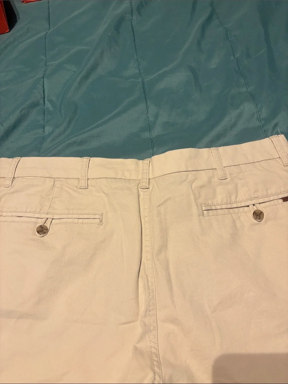 Chaps Men's Stretch Khaki Chinos in Light Beige